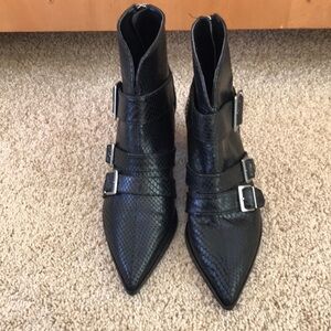 NWT! ZARA woman size 37/6.5 python leather boots